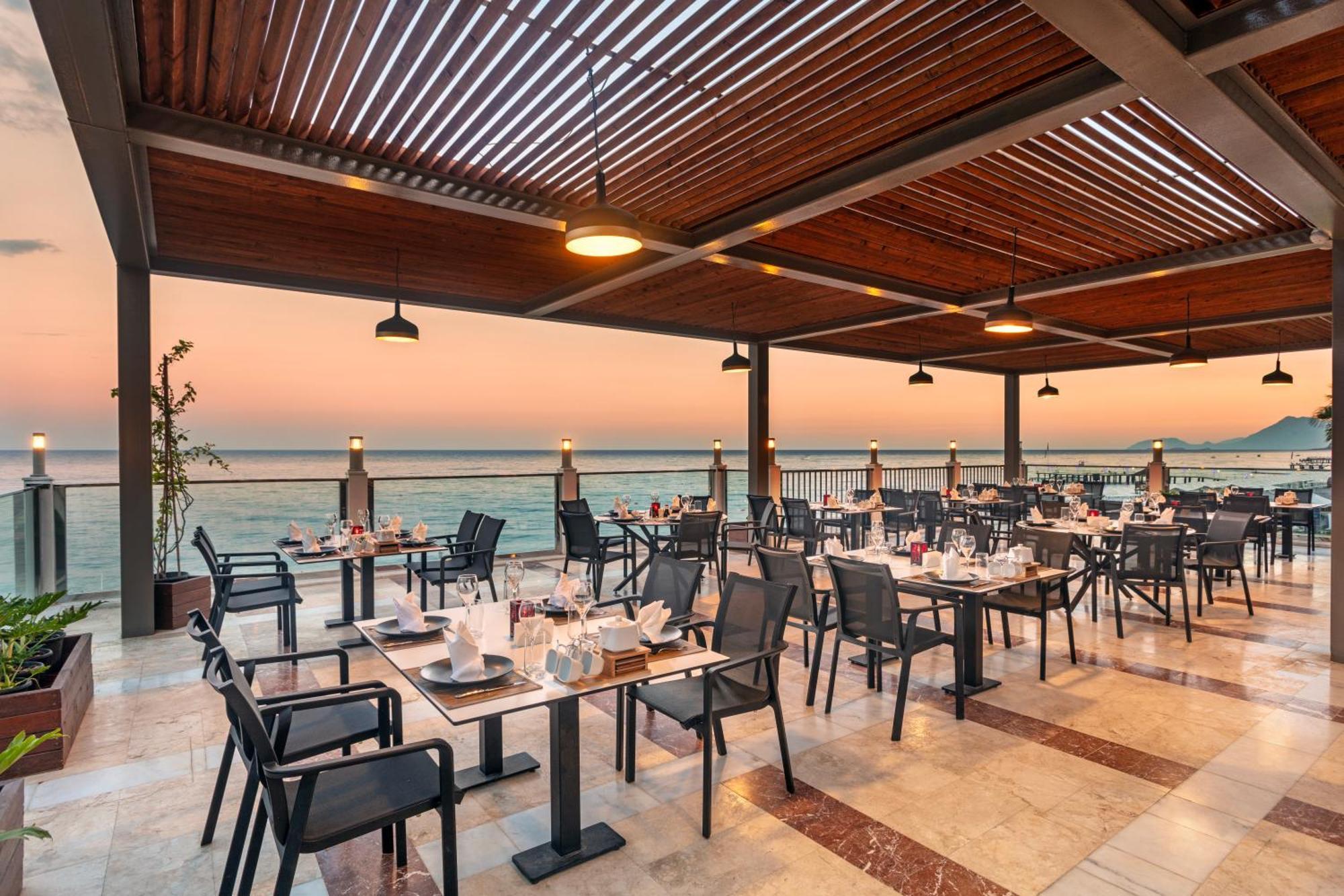 Dobedan World Palace Hotel "Ex Brand Alva Donna World Palace " Kemer Exterior photo